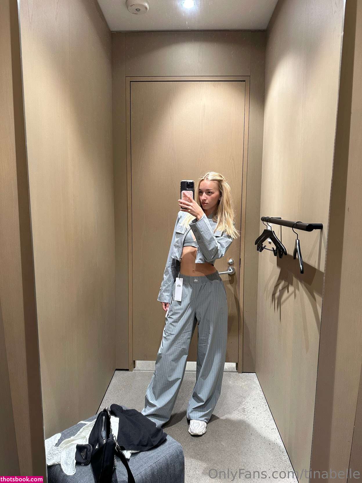 tinabellee Photo #14