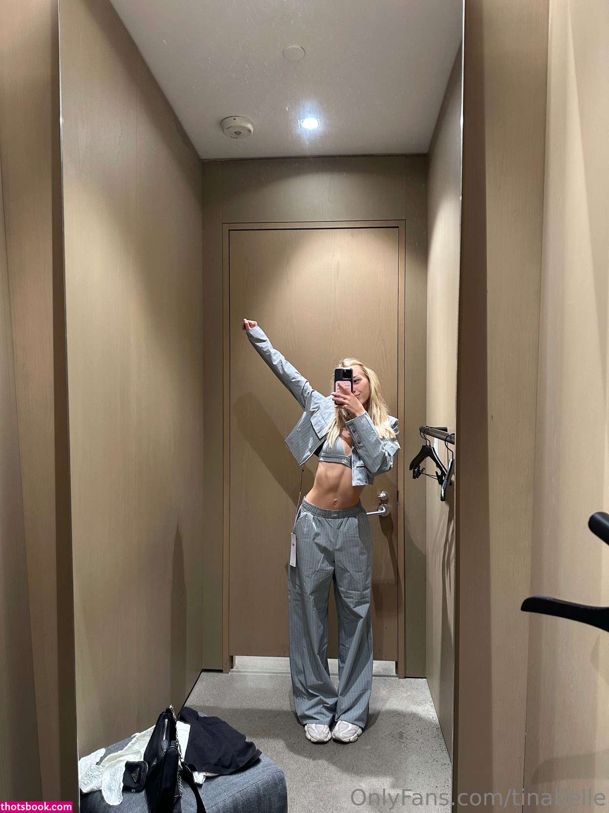 tinabellee Photo #19