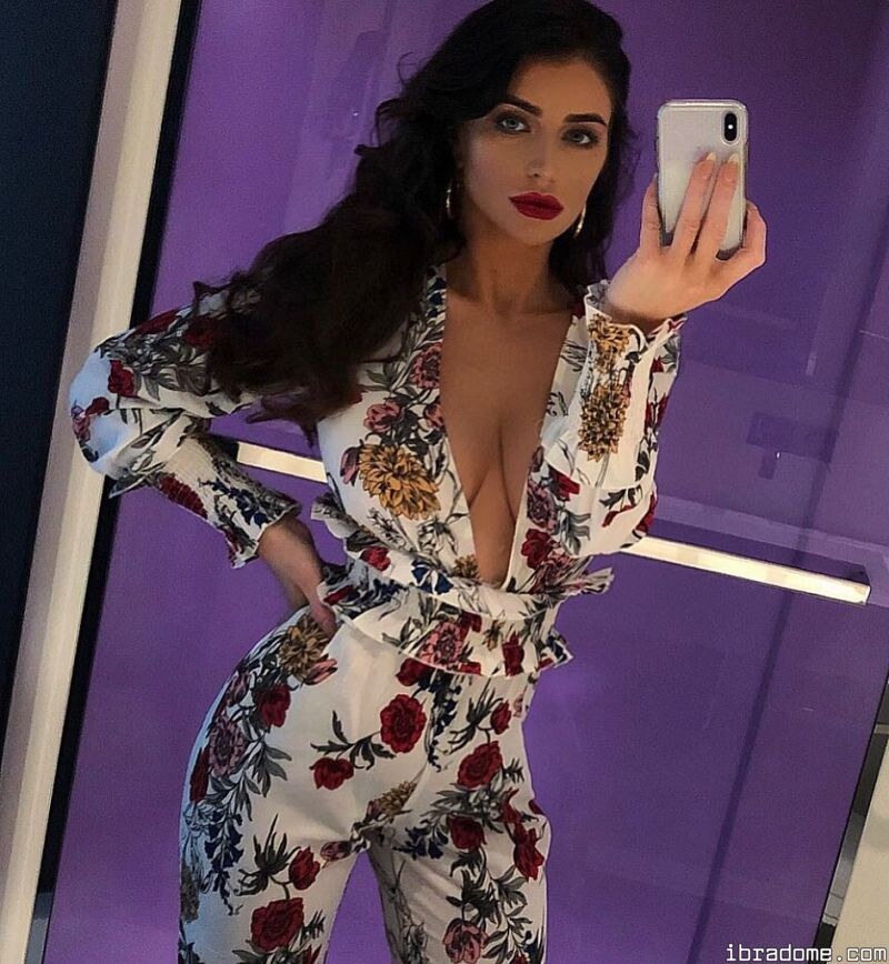 Scarlet Bouvier Photo #54