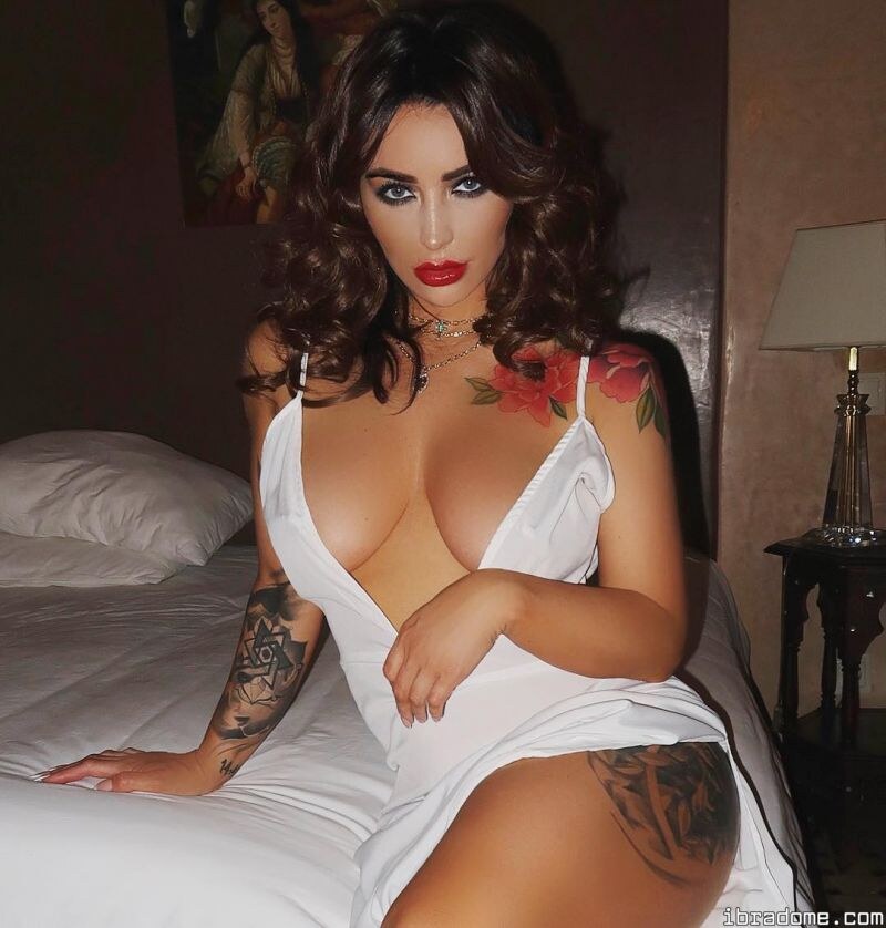 Scarlet Bouvier Photo #60