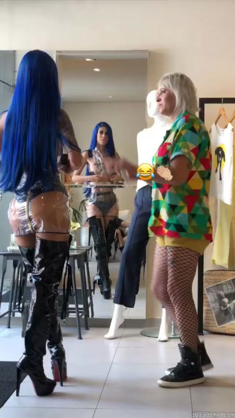 Tati Zaqui Photo #74