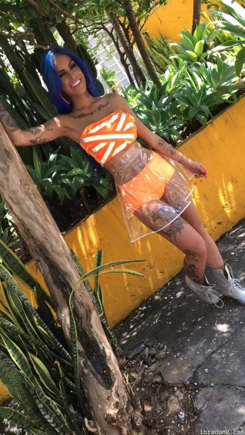 Tati Zaqui Photo #99