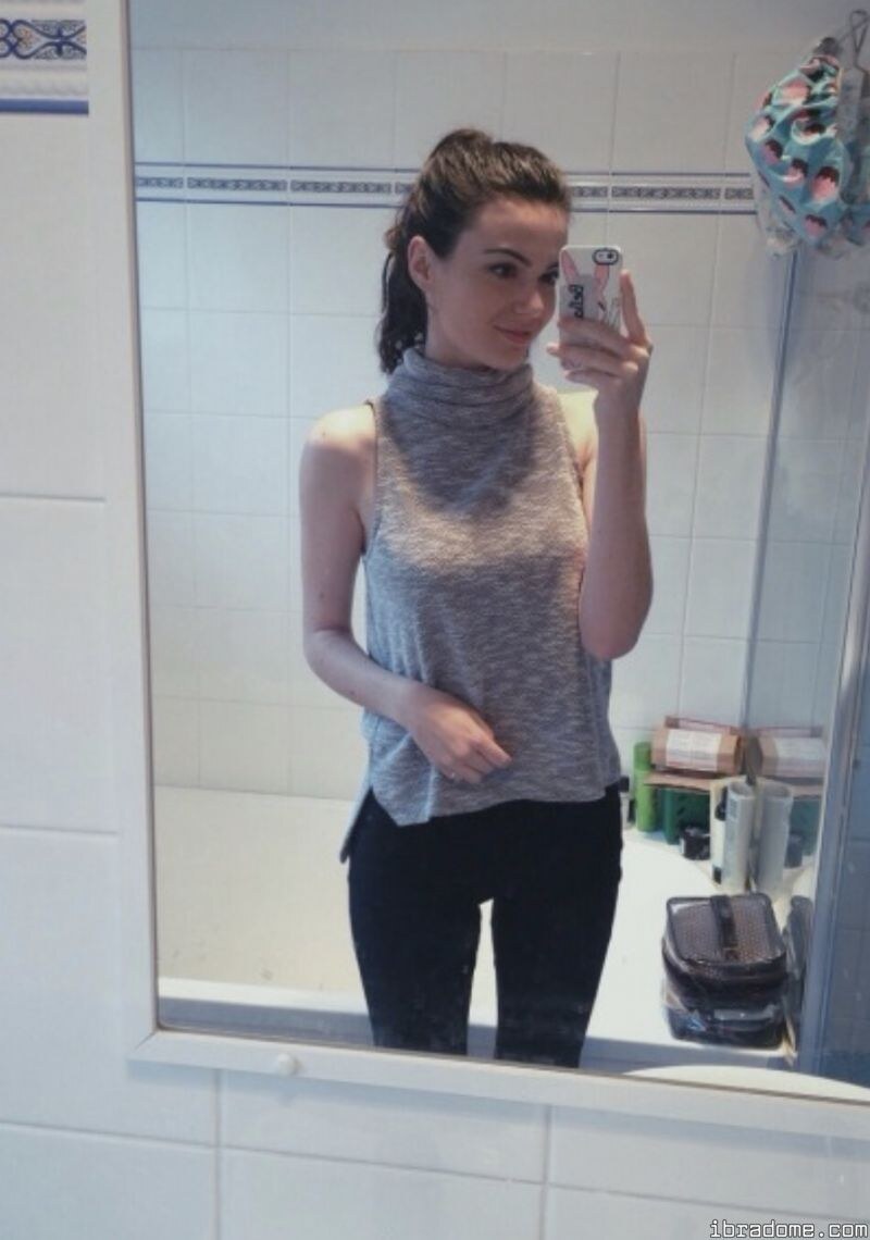 Miss Bella Photo #16