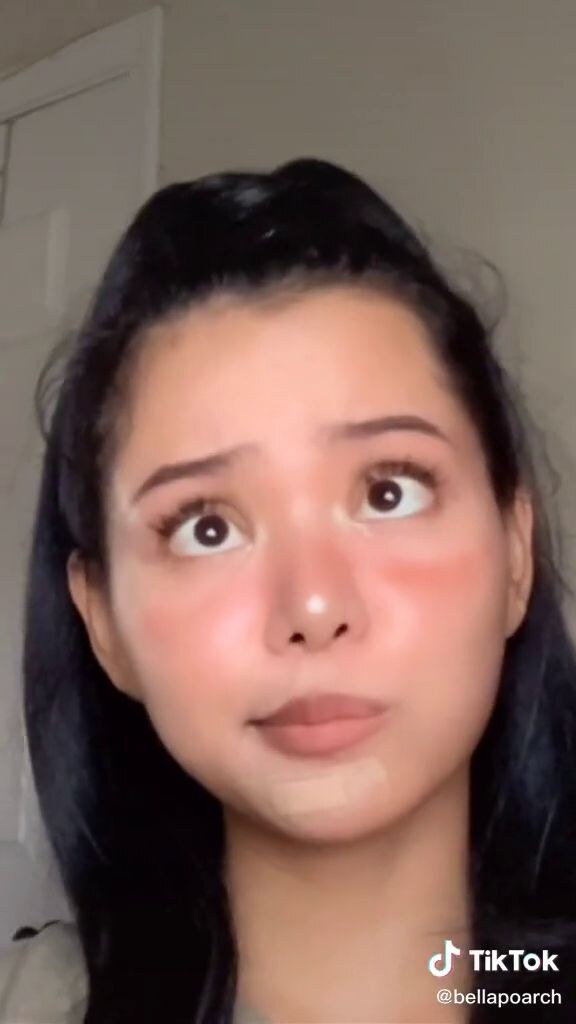 Bella Poarch Photo #21