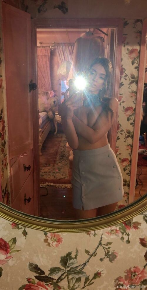 Molly Bennett Photo #201