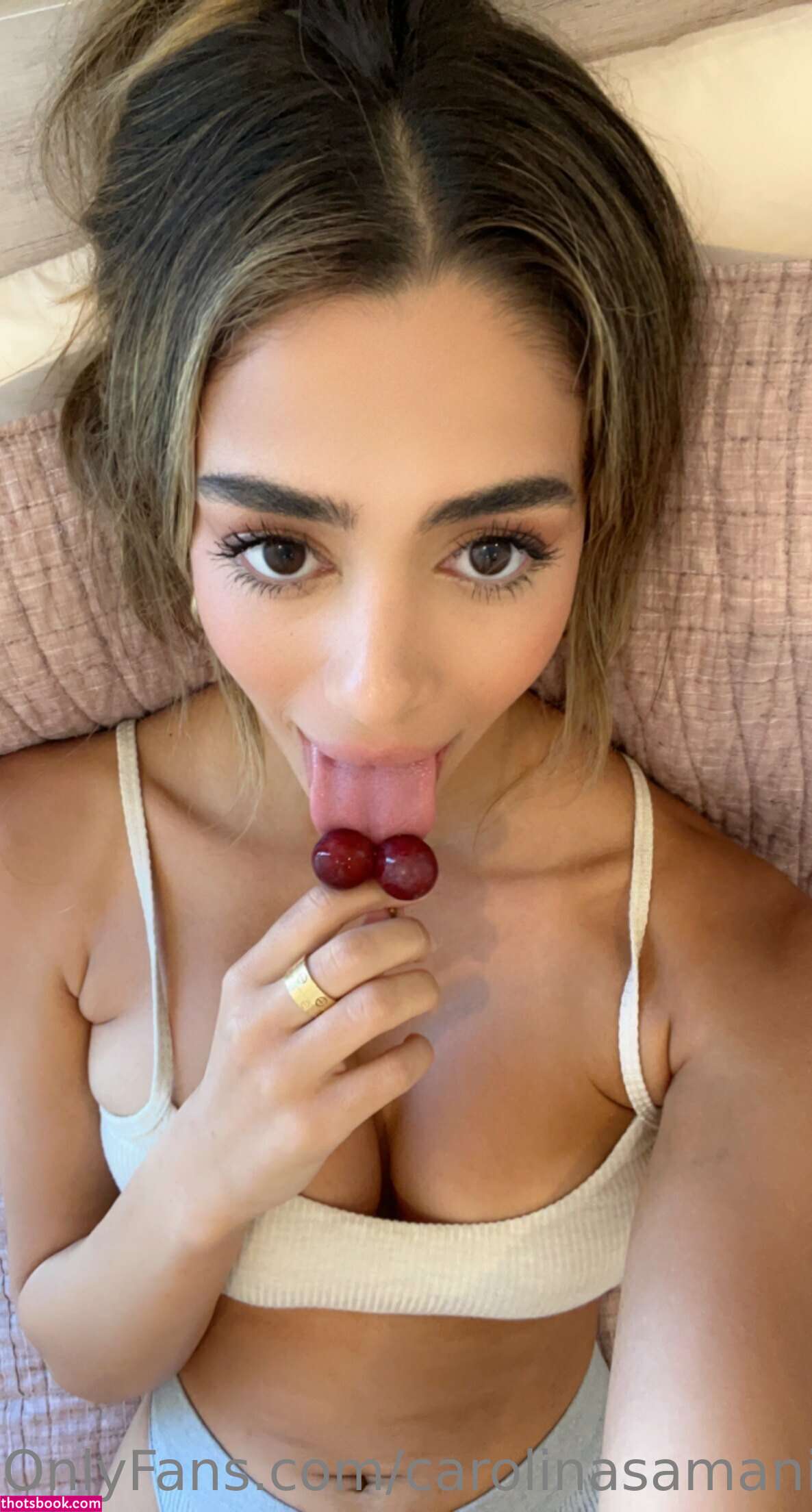 Carolina Samani Photo #46