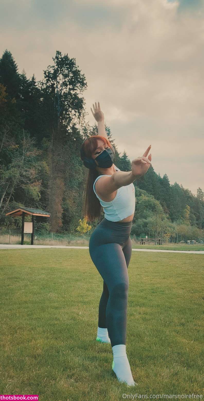 Mars Noire Photo #18