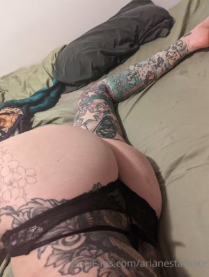 Ariane Saint Amour Photo #11