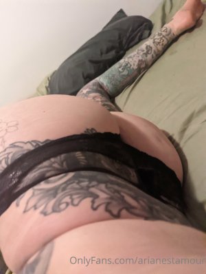 Ariane Saint Amour Photo #12