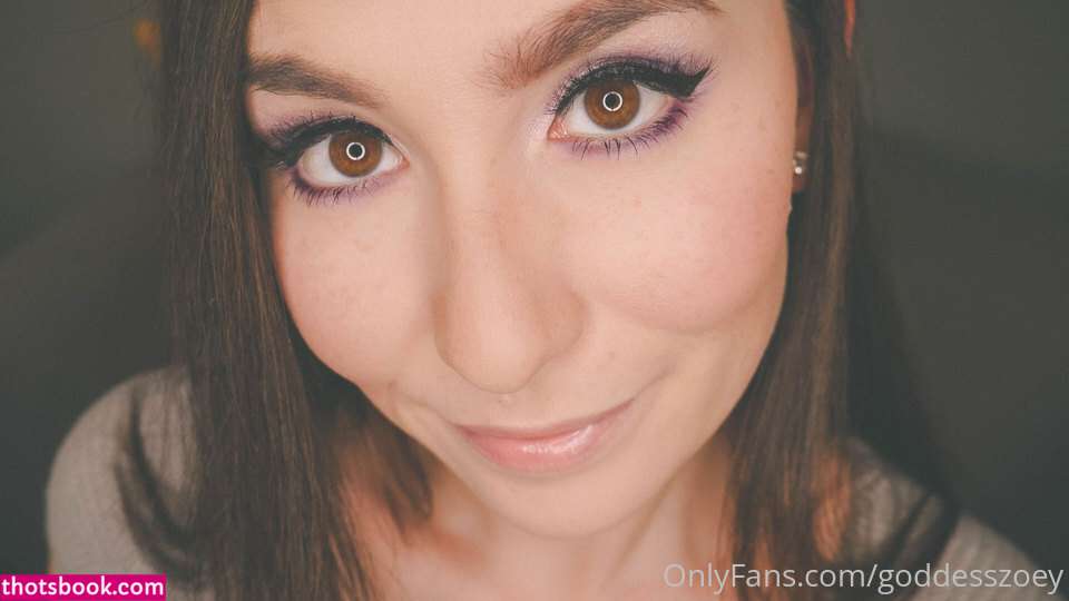 Goddesszoey Photo #3