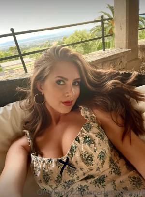 Scarlett Howard Photo #118