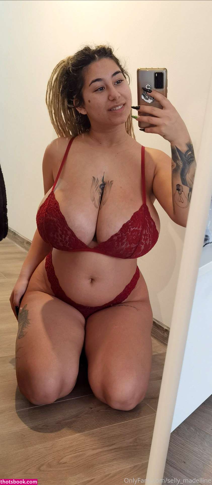 Selly Madelline Photo #73