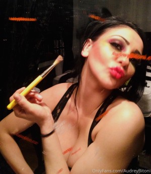 Audrey Bitoni Photo #80