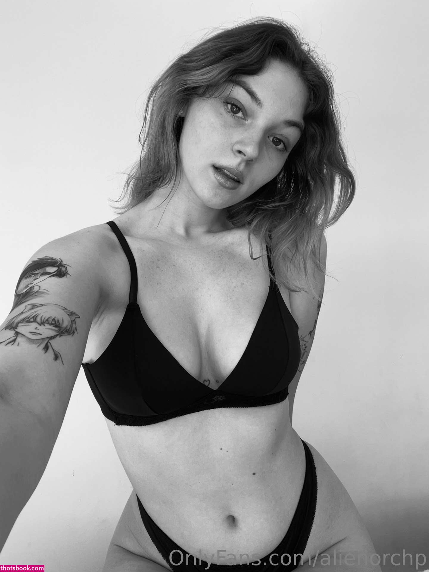 Alienorchp Photo #25