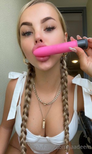 Jade Mckinven Photo #15