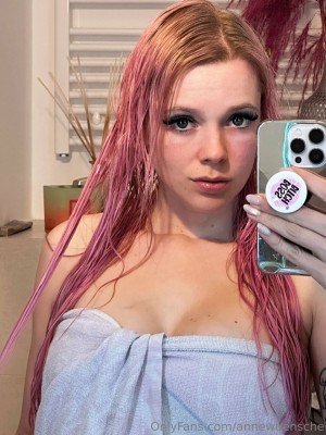 Anne Wunsche Photo #202