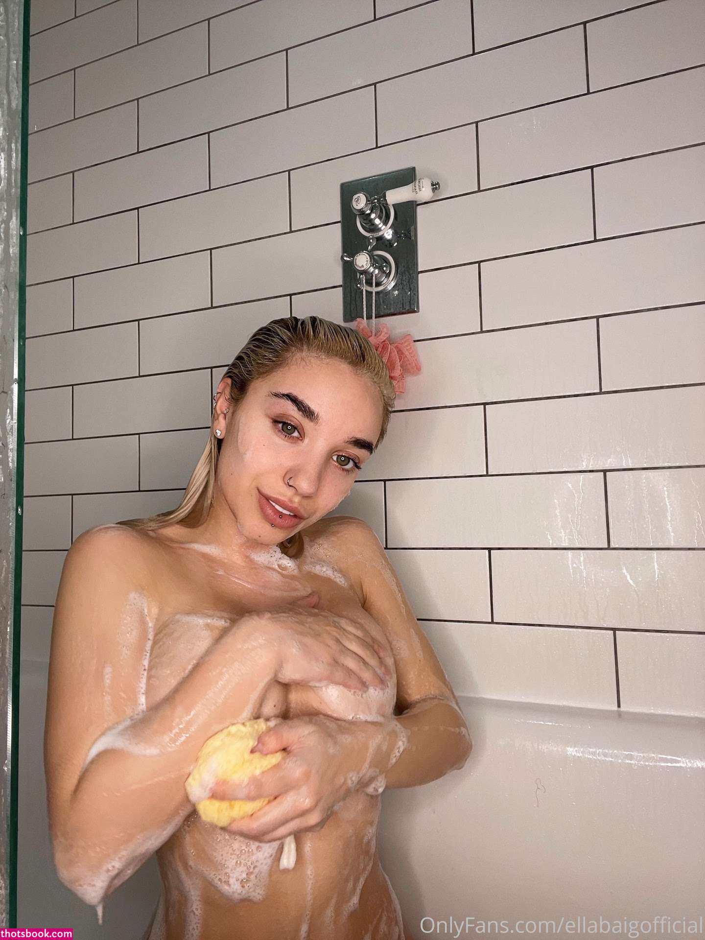 Ella Baig Photo #118