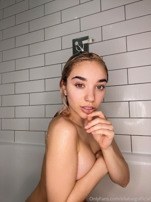 Ella Baig Photo #112