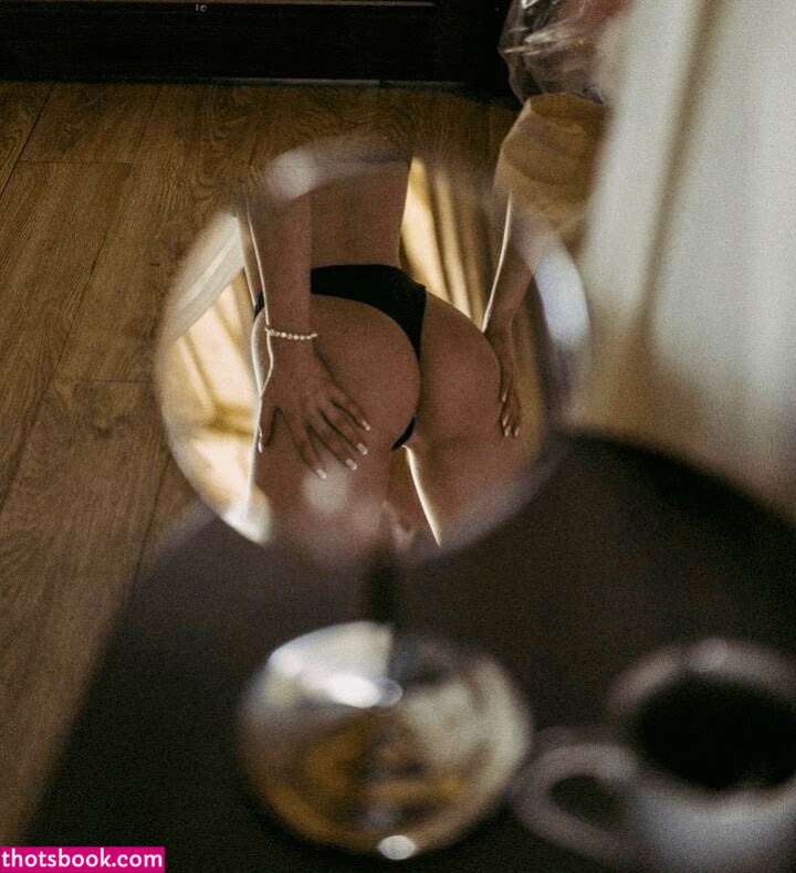 Ella Cervetto Photo #22