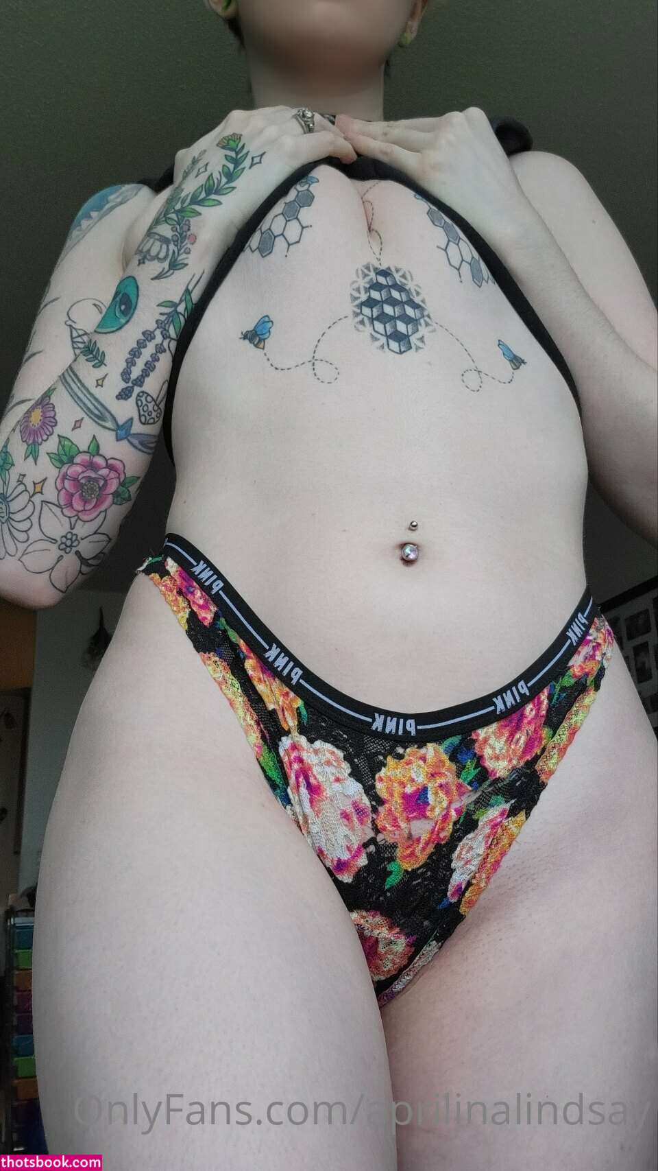 aprilinalindsay Photo #19