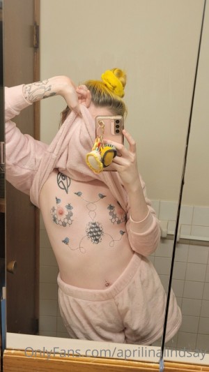 aprilinalindsay Photo #2