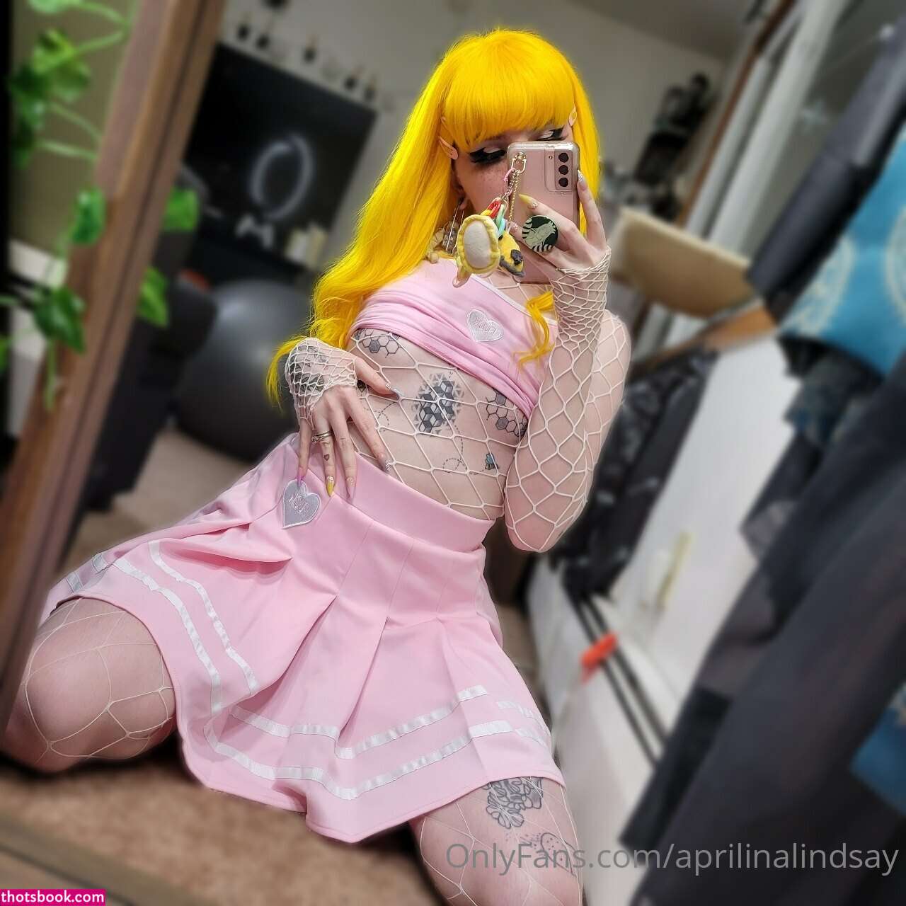 aprilinalindsay Photo #243