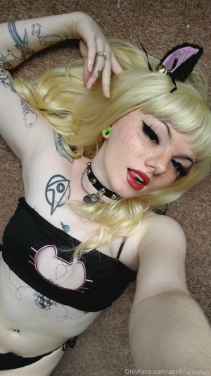 aprilinalindsay Photo #415