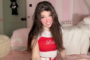 Belle Delphine Photo #6015