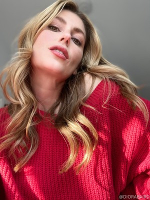 Diora Baird Photo #414