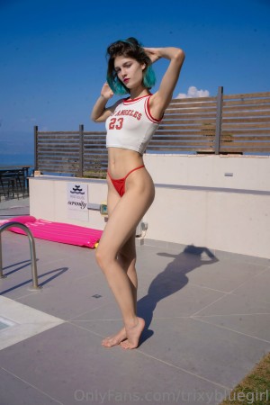 Trixy Blue Photo #99