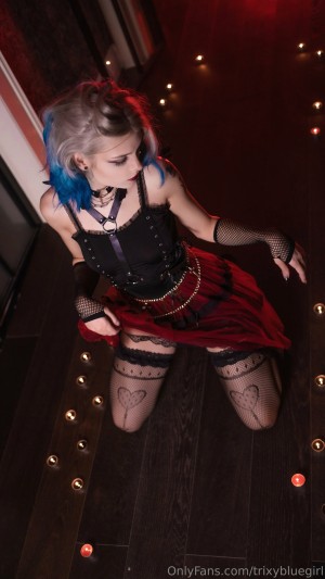 Trixy Blue Photo #165