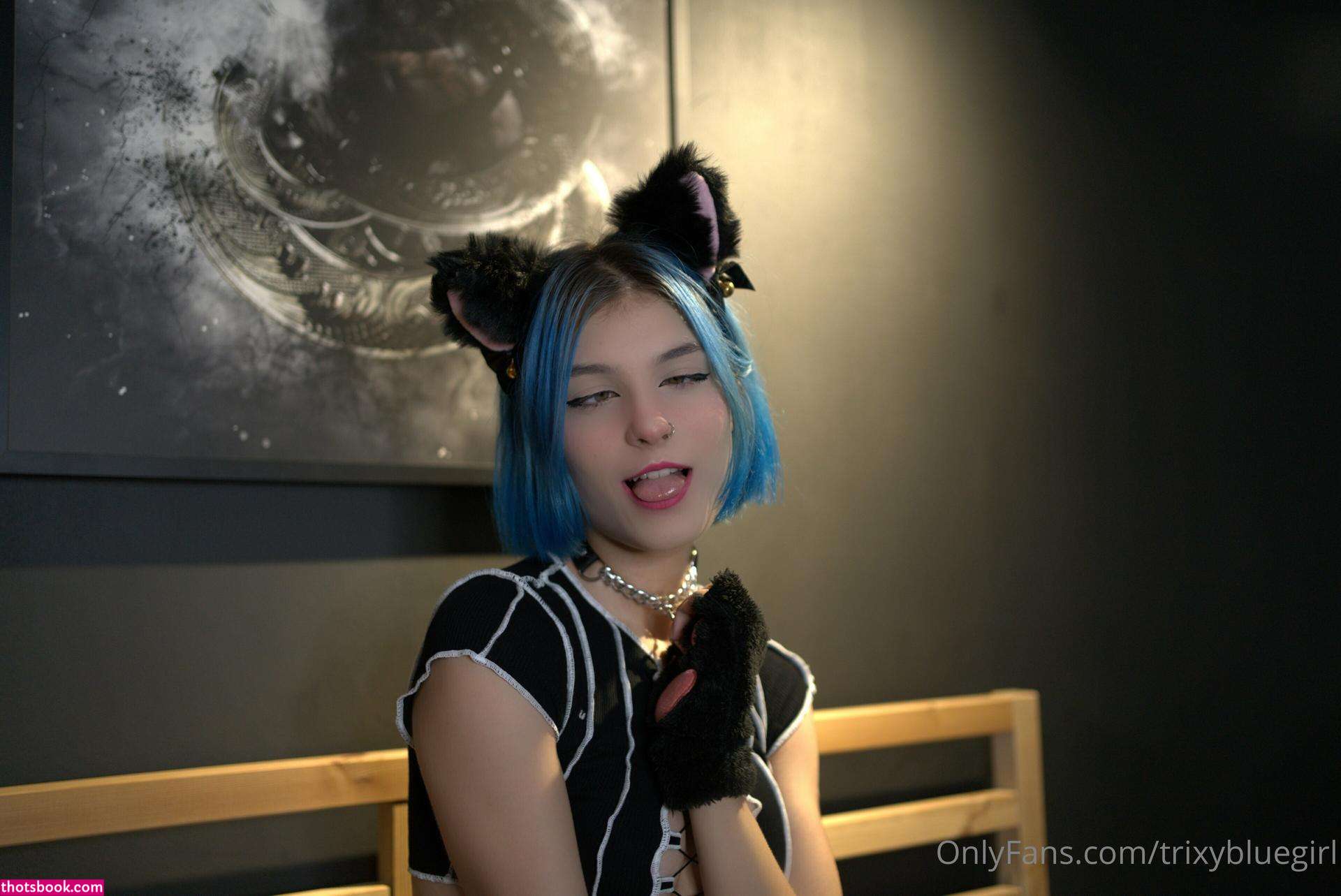 Trixy Blue Photo #197