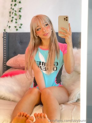 Izzybunnies Photo #457