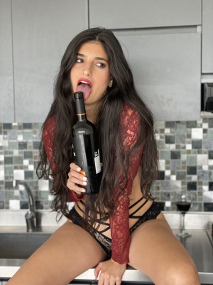 Holly Shit Photo #18