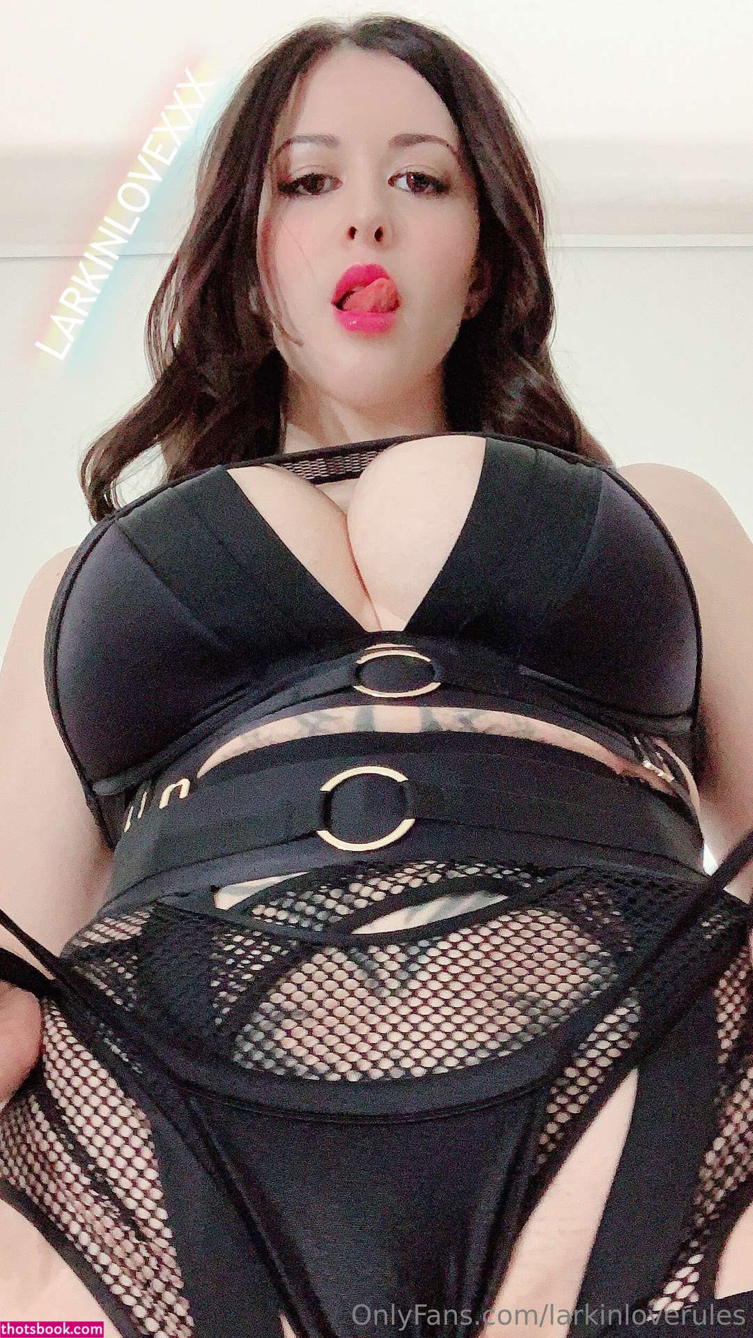 Larkin Love Photo #16