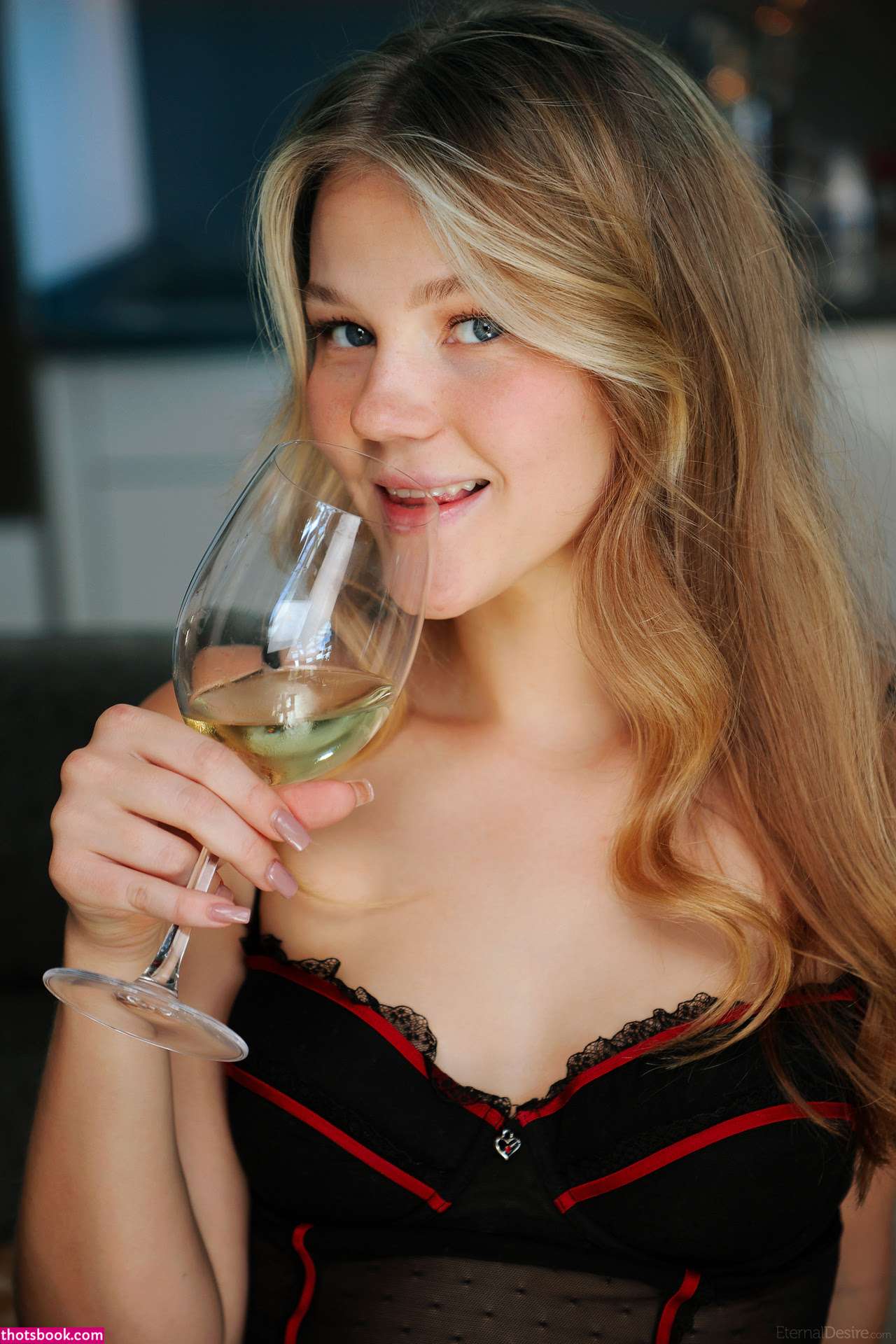 Valeria Mint Photo #86