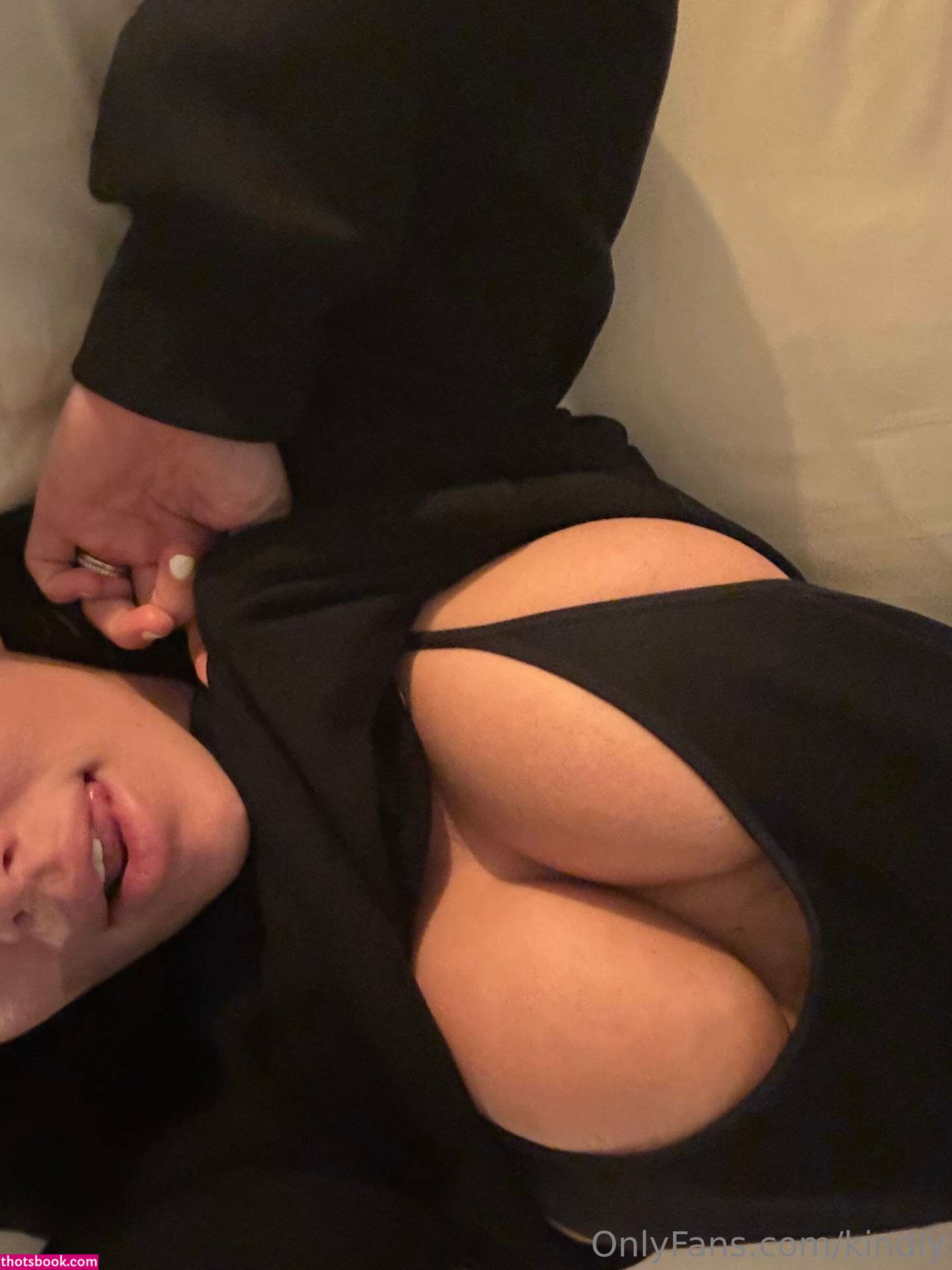 Kindly Myers Photo #386