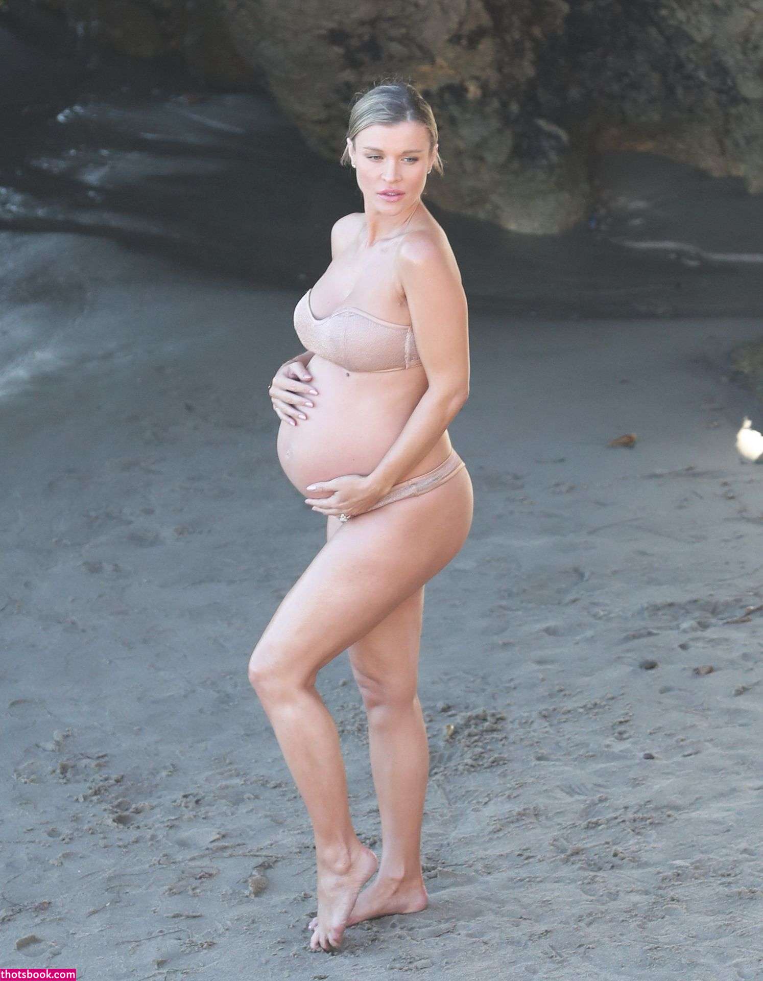 Joanna Krupa Photo #47