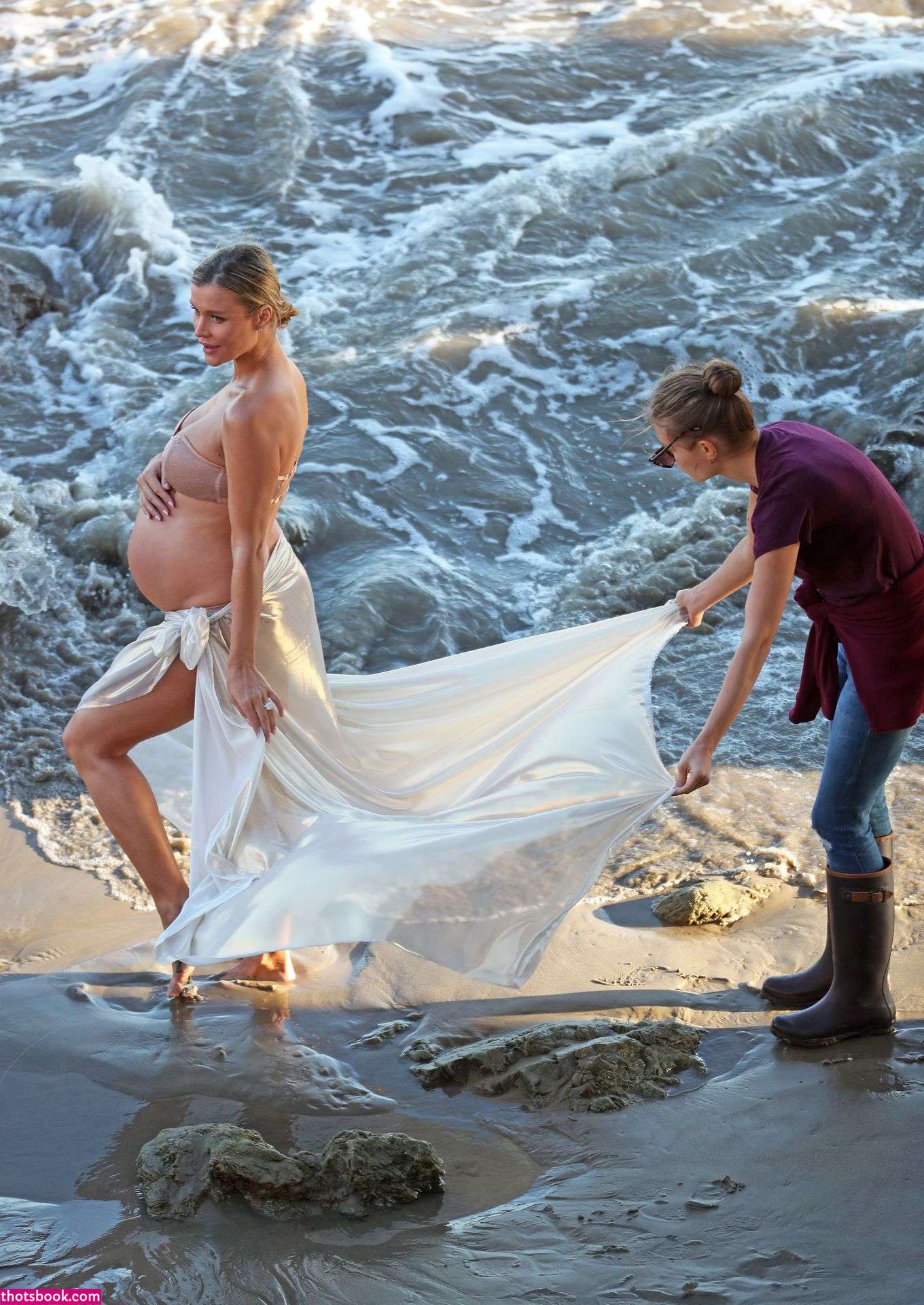 Joanna Krupa Photo #51