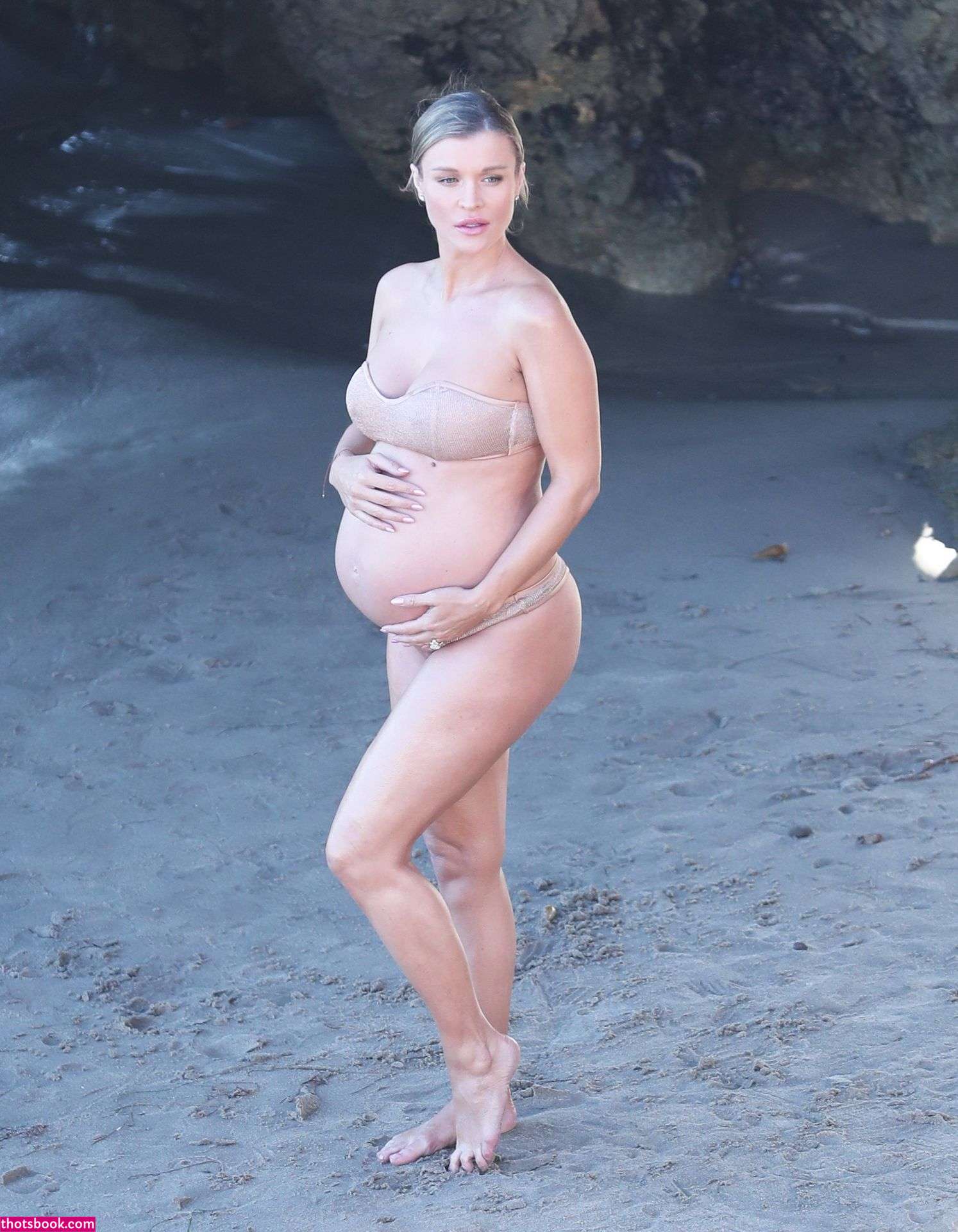 Joanna Krupa Photo #59