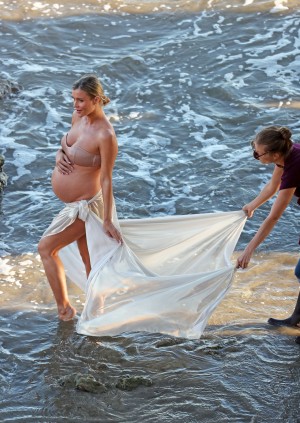 Joanna Krupa Photo #60