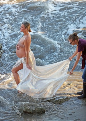 Joanna Krupa Photo #65