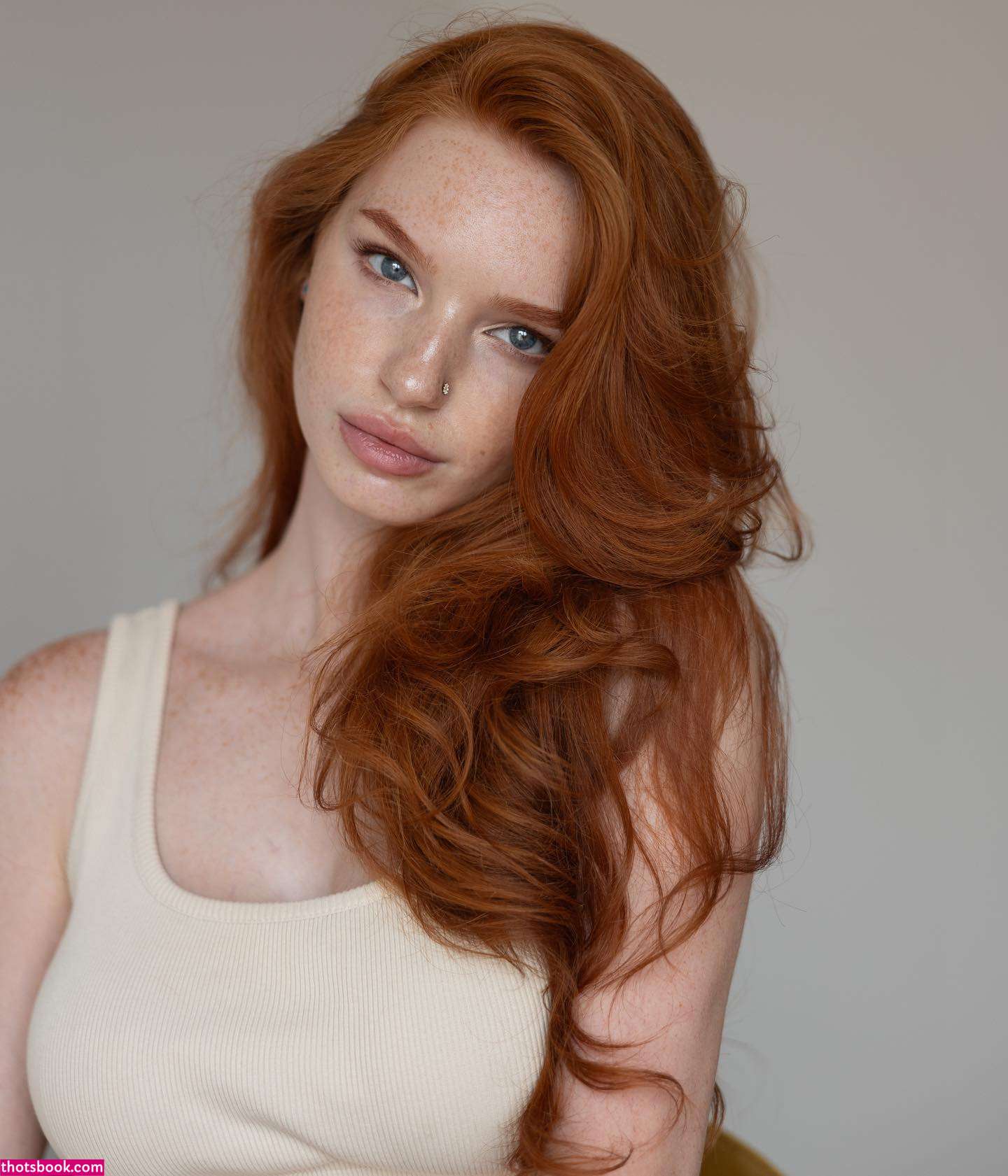 Myfoxyland Photo #40