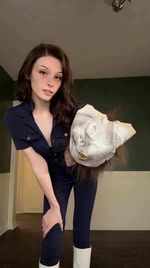 Soggyalien22 Photo #1