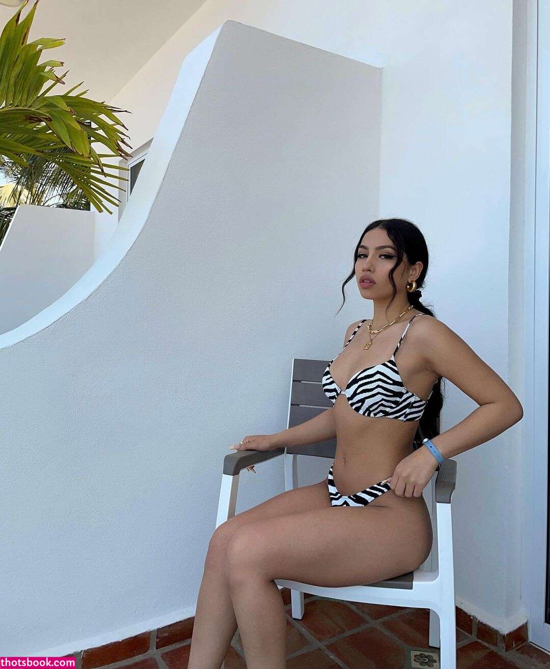 Melissa Estrella Photo #5