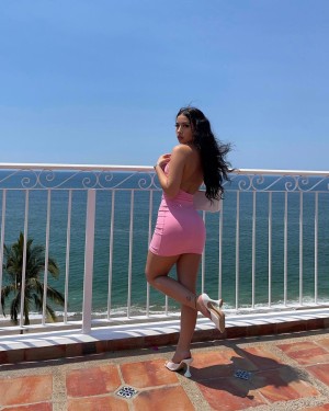 Melissa Estrella Photo #6