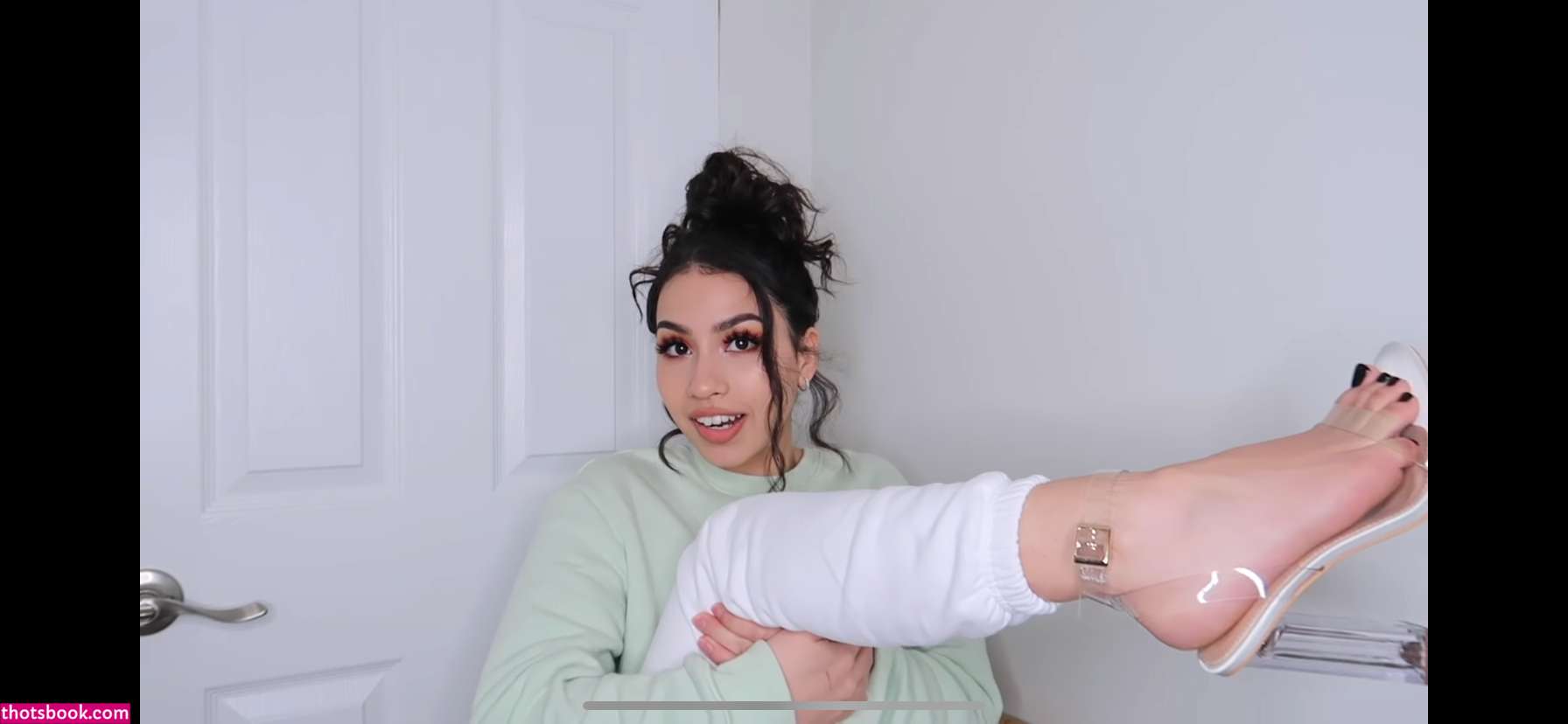 Melissa Estrella Photo #18