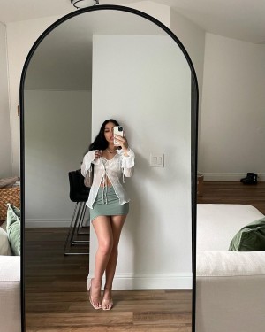 Melissa Estrella Photo #39