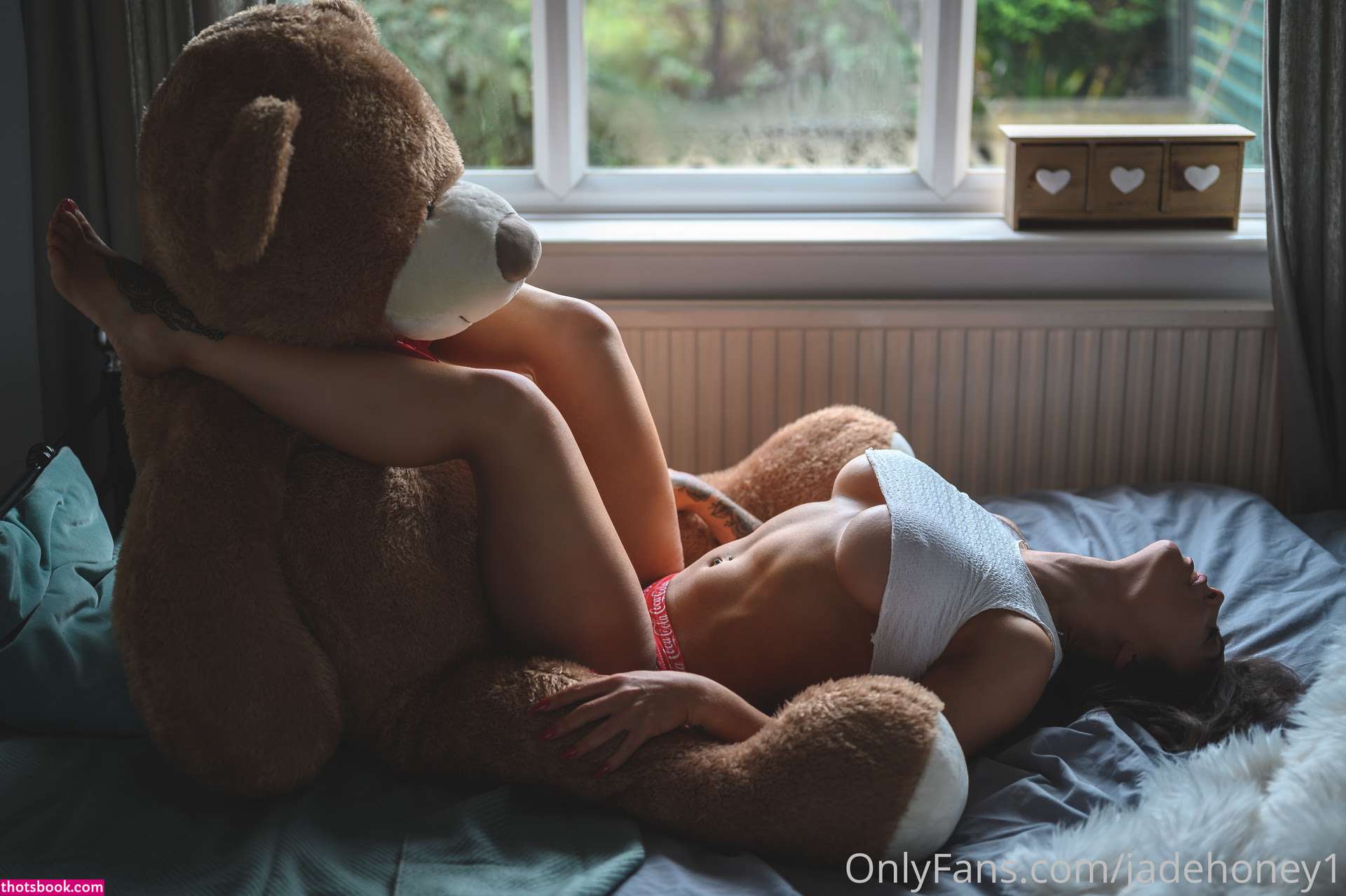 Jade Honey Photo #75