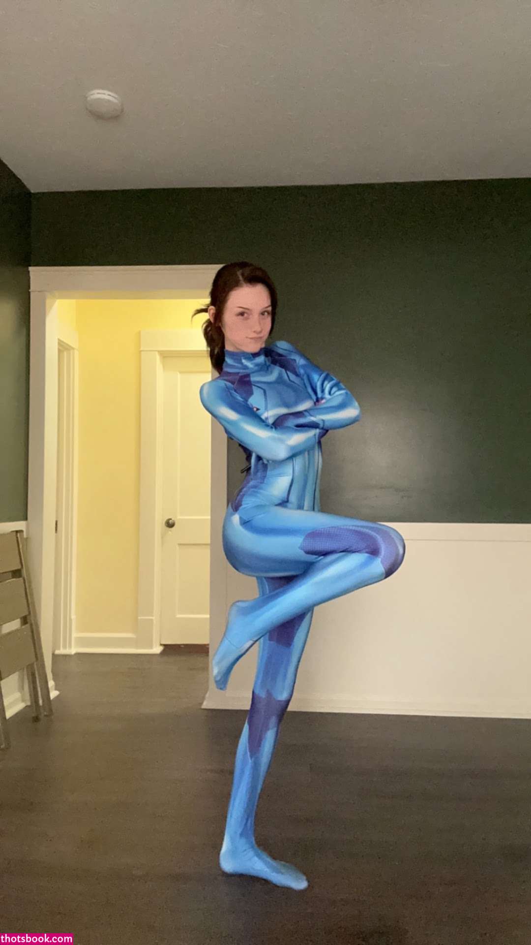 Soggyalien22 Photo #120